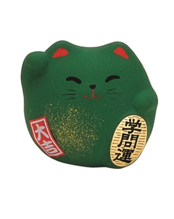 Gato 5cm . Color"verde". Significado: Suerte en los estudios.