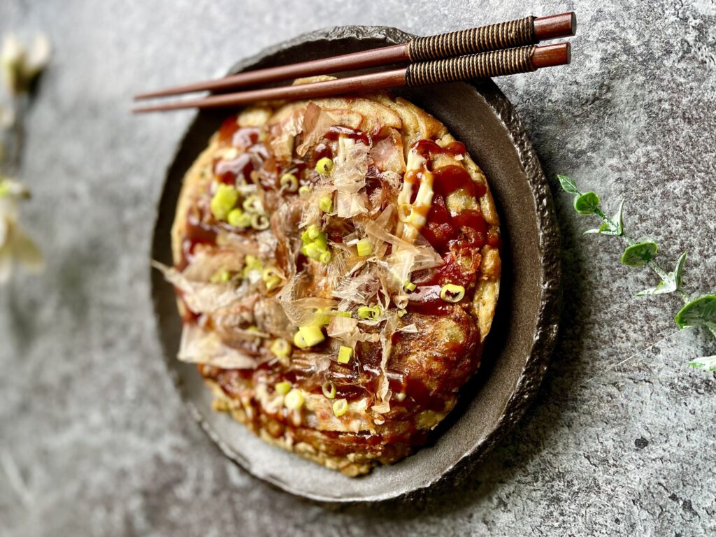 OKONOMIYAKI DE PANCETA CURADA