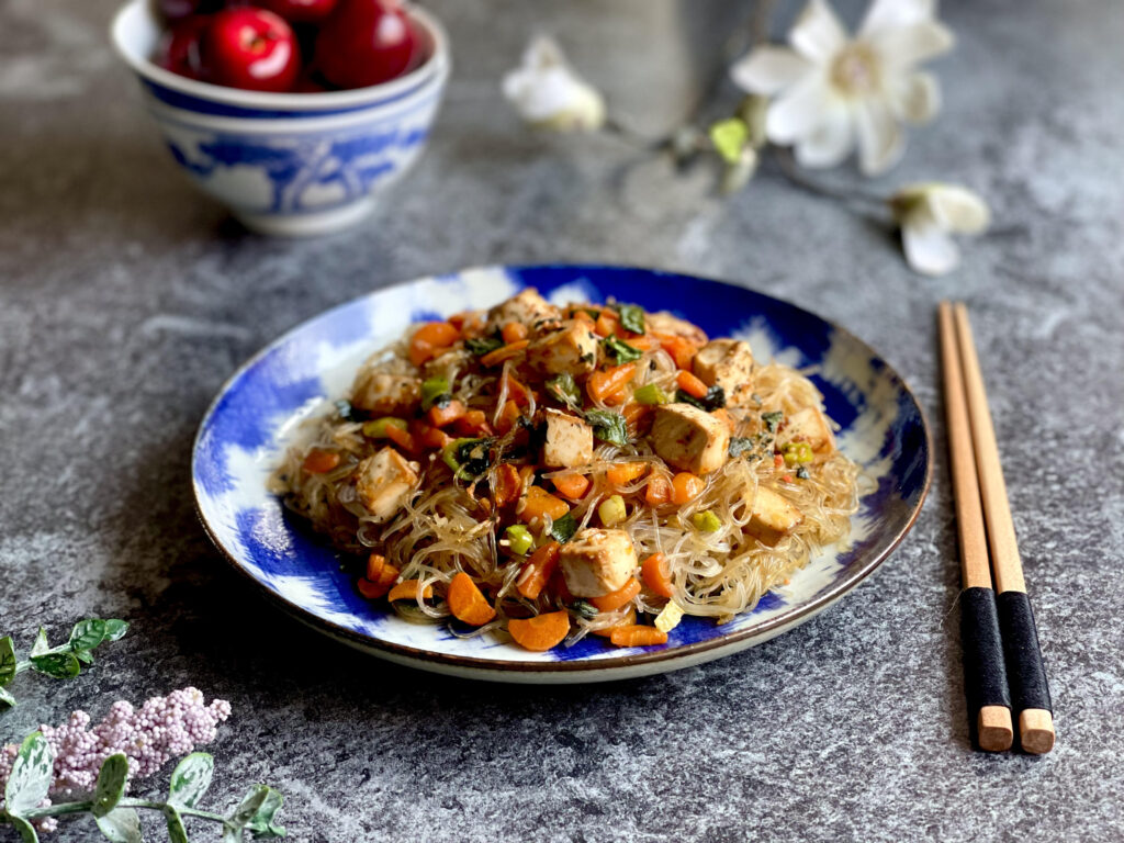 GLASS NOODLES CON TOFU (Fideos de soja tipo LONG KOU)